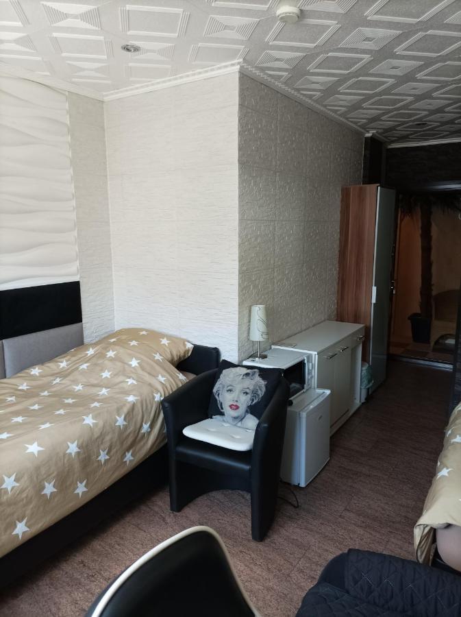 Fitness Pension Sulingen ภายนอก รูปภาพ